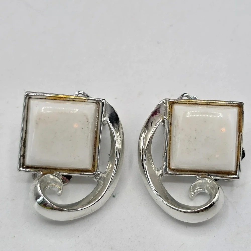 Vintage Charel Silver Tone White Thermoset Choker Necklace and Earring Set